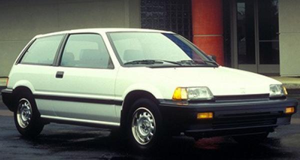 1987-1991 5 durys sedanas